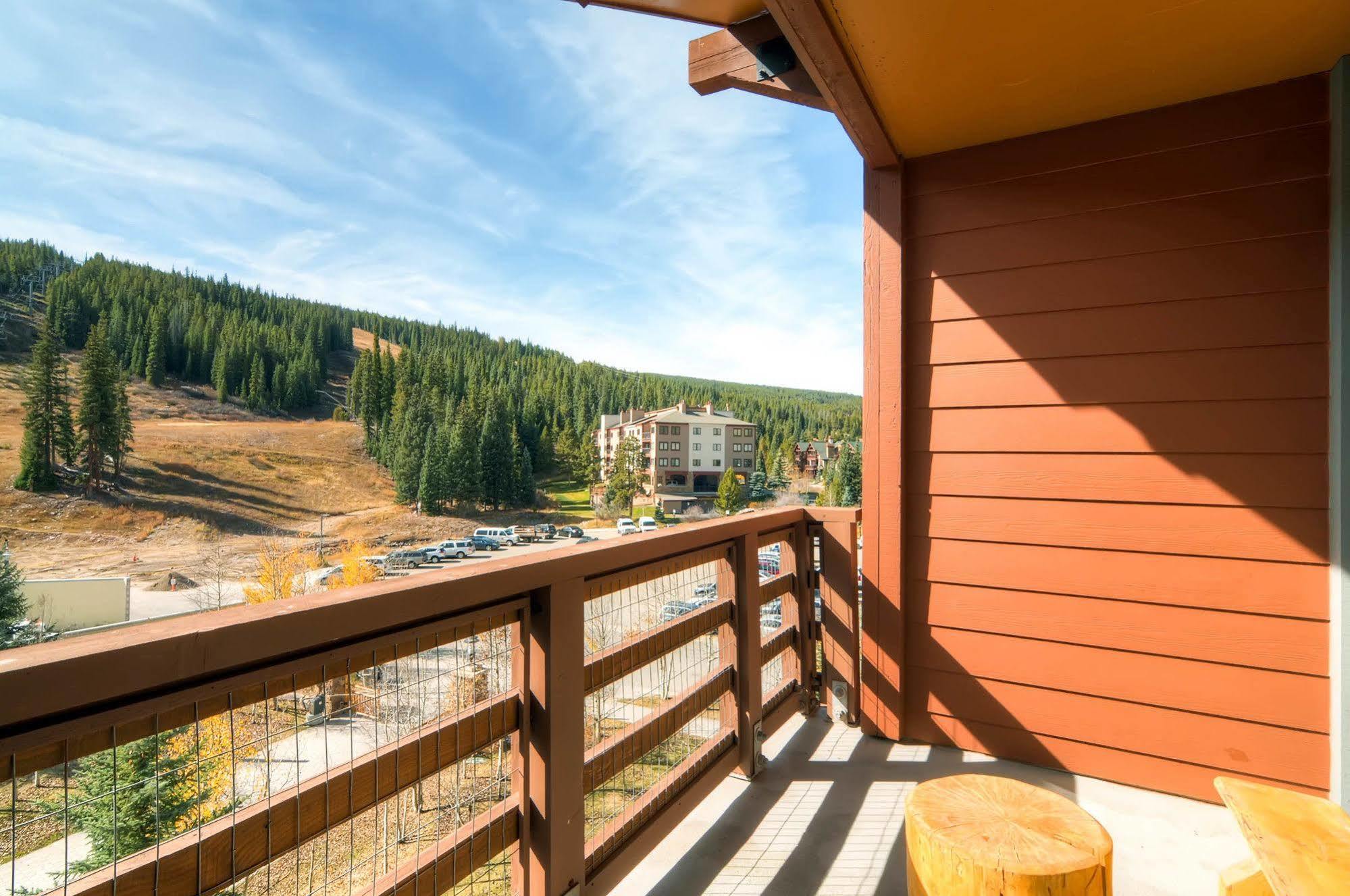 Village Square At Center Village By Copper Mountain Lodging Exterior photo